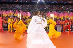 كاميلا كابيو تهاجم جماهير كرة القدم!