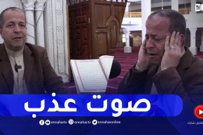 علي.. مؤذن متطوع بصوت عذب ينادي به للصلوات الخمس