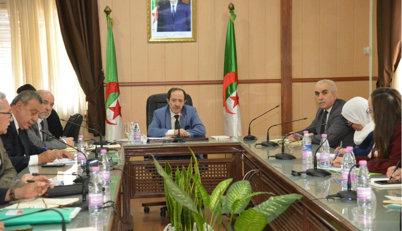 وزير التربية يكشف عن استحداث منحة بيع الكتاب المدرسي