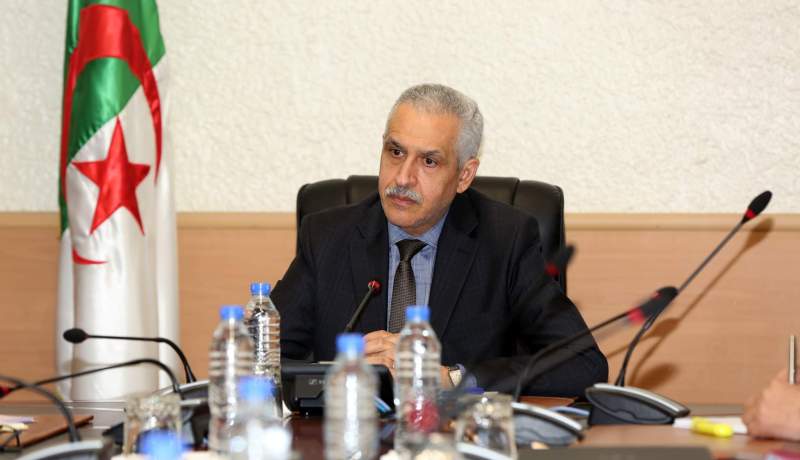 منجي يوجه تعليمات لتطوير أداء النقل البحري وتسيير الموانئ