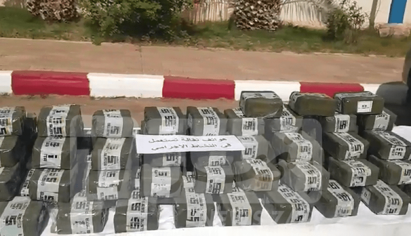 BRI عين الدفلى توقف سيارة عائلية كانت تنقل 90 كغ من الكيف المعالج