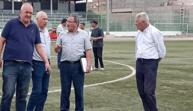 بالصور.. لجنة تأهيل الملاعب تباشر مهامها من خنشلة