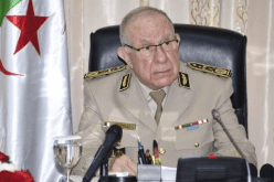 الفريق شنقريحة يعزي عائلة المرحوم اللواء ناموس حميدو