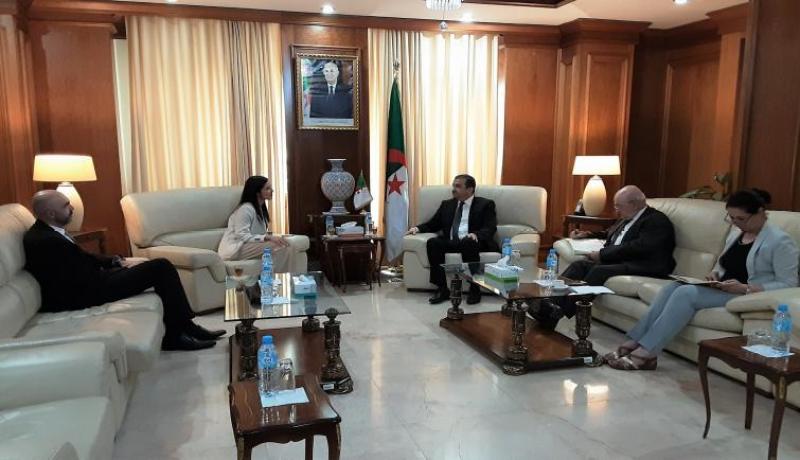 عرقاب يستقبل المديرة العامة لشركة سيمنس للطاقة لإفريقيا