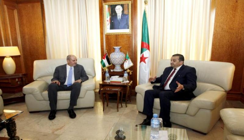 الجزائر تدرس إمكانيات إمداد الأردن بالنفط الخام والغاز الطبيعي المسال