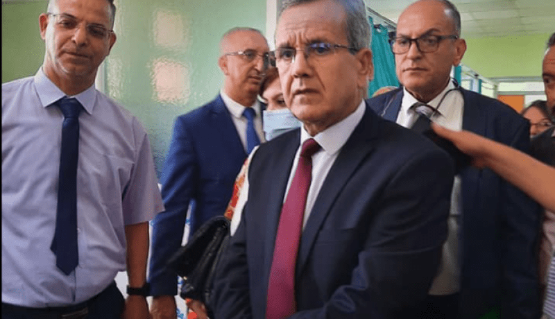 وزير الصحة يتفقد مصلحة الإستعجالات للمركز الاستشفائي الجامعي البليدة