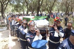 تشييع الوزير السابق سيد أحمد فروخي إلى مثواه الأخير