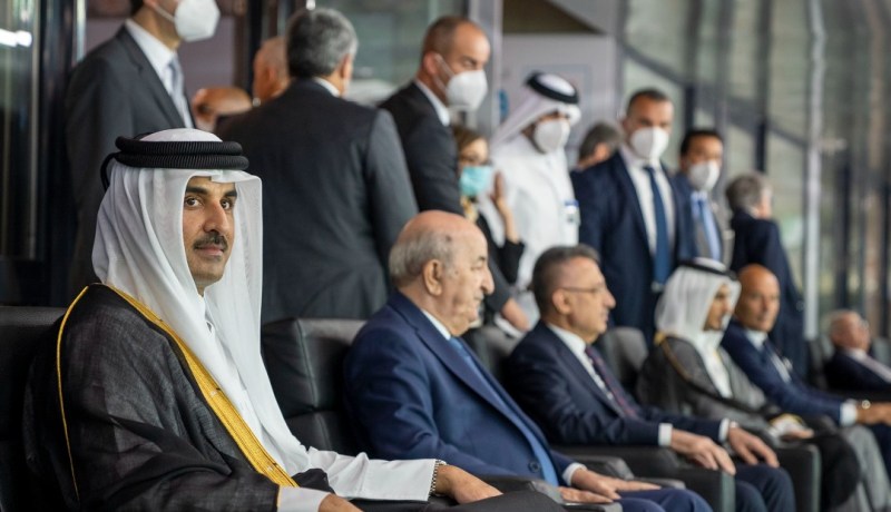 بعد حضوره لحفل إفتتاح الألعاب المتوسطية.. أمير دولة قطر يشكر الرئيس تبون