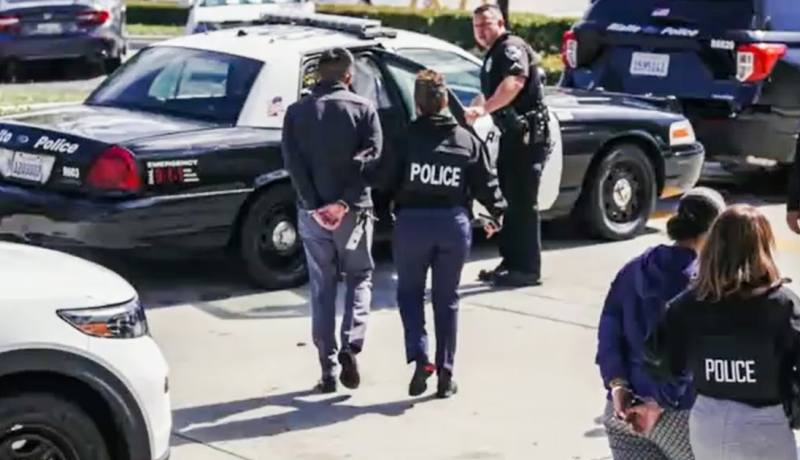 أمريكا: اعتقال قاصر كان يجند الطلاب لإطلاق نار جماعي في كاليفورنيا