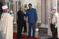 الرئيس الفنزويلي: نحيي موقف الجزائر ودفاعها التاريخي عن حق الشعبين الفلسطيني والصحراوي
