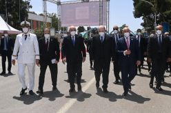 الرئيس تبون يدعو إلى تكثيف التعاون بين رجال الأعمال الجزائريين والأمريكيين