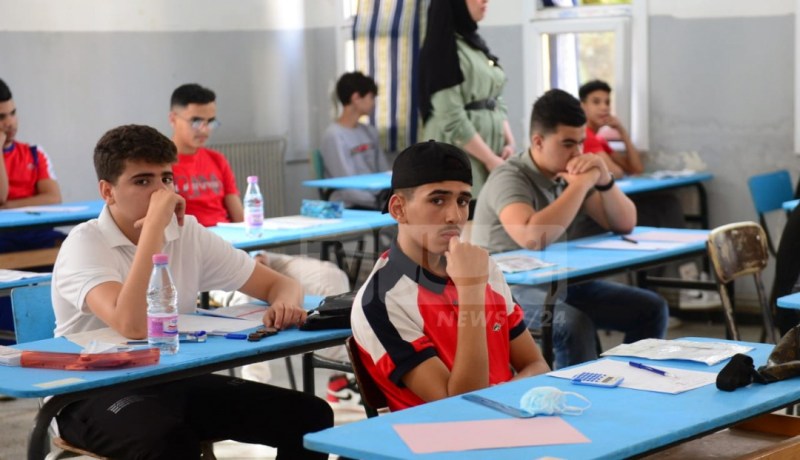 وزير التربية: لا انقطاع في الانترنيت وهناك تراجع في تسريب المواضيع