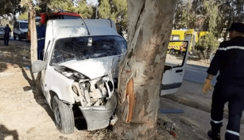 وفاة شخصين إثر اصطدام سيارة بشجرة في الطارف