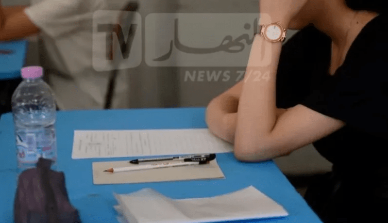 كان في تواصل مع شقيقته.. ضبط مترشح حر للبكالوريا في حالة غش