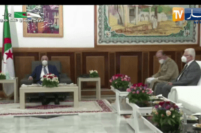 رئيس الجمهورية يلتقي بالقاعة الشرفية أعضاء من الحكومة