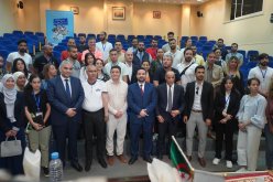 ضيافات يستقبل شباب من الجالية الجزائرية المقيمة بفرنسا