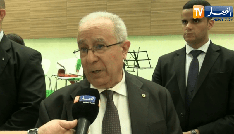 لعمامرة: نتمنى أن تكون هذه الألعاب عرس وأن تكلل الجزائر بأعلى الدرجات تجسيدا لطموح الأمة