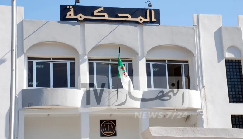 توقيف مترشحة لامتحانات البكالوريا وزوجها بتهمة الغش في سيدي بلعباس