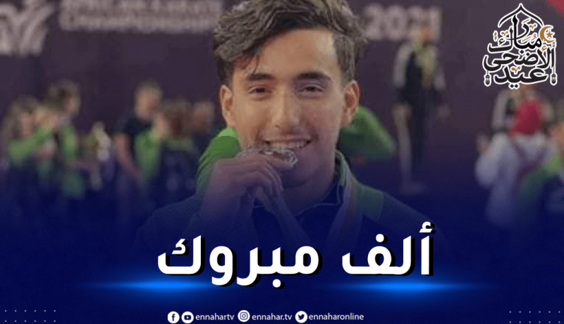 بالصور.. المصارع الجزائري حلاسة يتوج بميدالية ذهبية في دورة برمنغهام