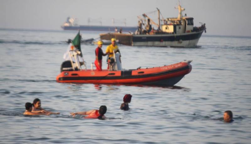 جيجل: شاب يقفز إلى البحر من مرتفع ويرتطم بالصخور