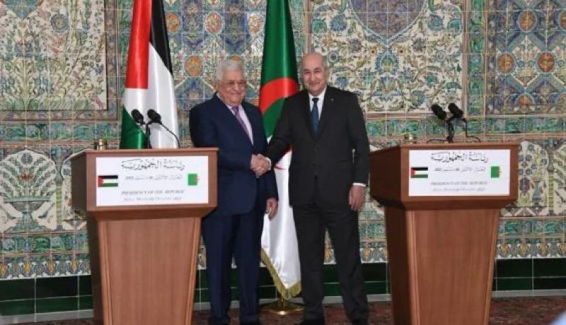 رئيس الجمهورية يتلقى التهاني من نظيره الفلسطيني