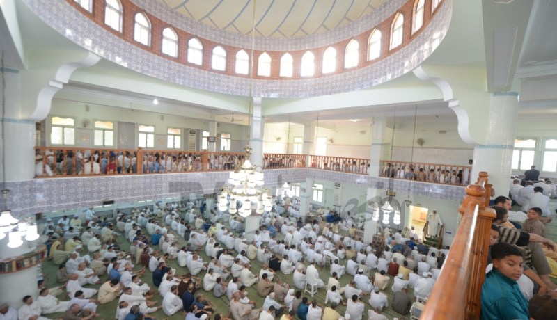 الجزائريون يؤدون صلاة عيد الأضحى عبر مساجد الجمهورية