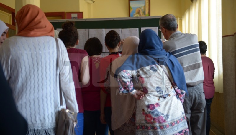 هؤلاء أصحاب المراتب الثلاث الأولى في شهادة البكالوريا