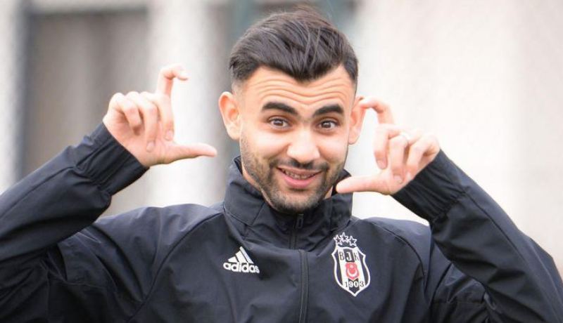 بالفيديو.. غزال يستعرض موهبته الجديدة في معسكر بشكتاش