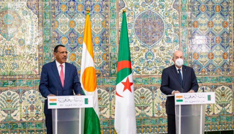 رئيس النيجر يحل بالجزائر للمشاركة في احتفالات عيد الإستقلال