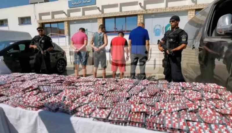 وهران: الإطاحة بشبكتين للتهريب الدولي للمؤثرات العقلية وحجز أكثر من 43 ألف قرص