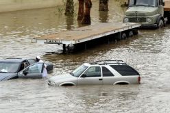 الإمارات تغرق في سيول الأمطار