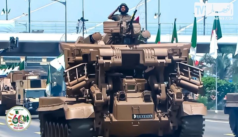 الجزائر تستعرض المدرعات أقوى وسائل الصراع المسلح