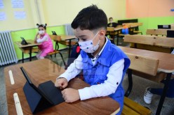 الدخول المدرسي: توسيع إستعمال اللوحة الرقمية وتزويد العديد من الإبتدائيات