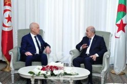 الرئيس تبون يتلقى مكالمة هاتفية من نظيره التونسي