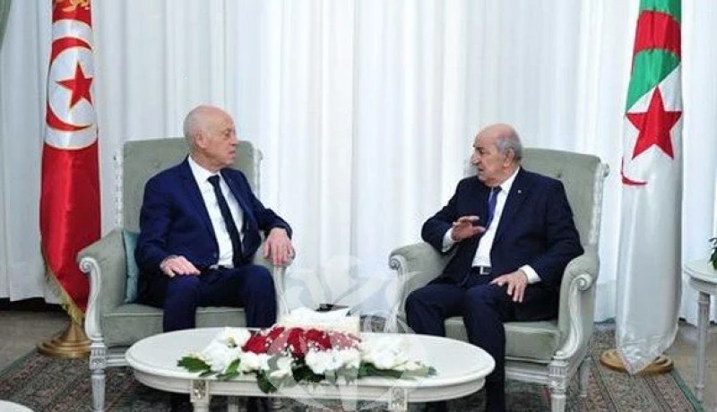 الرئيس تبون يتلقى مكالمة هاتفية من نظيره التونسي