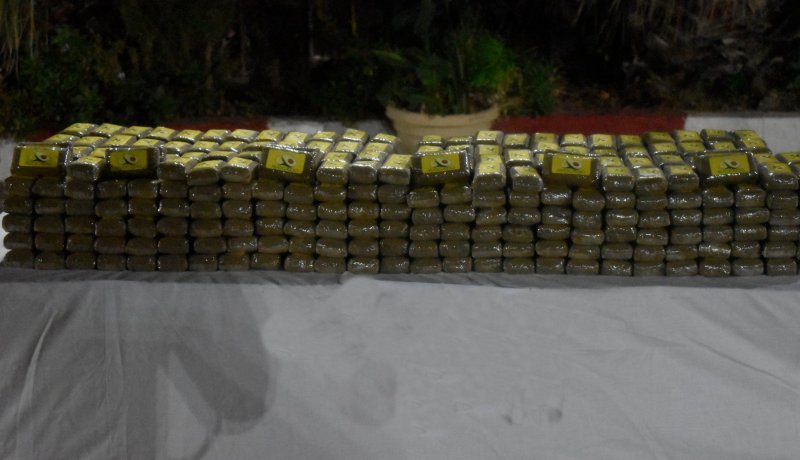 توقيف 21 عنصر دعم للجماعات الإرهابية وحجز قنطاري كيف بالحدود مع المغرب