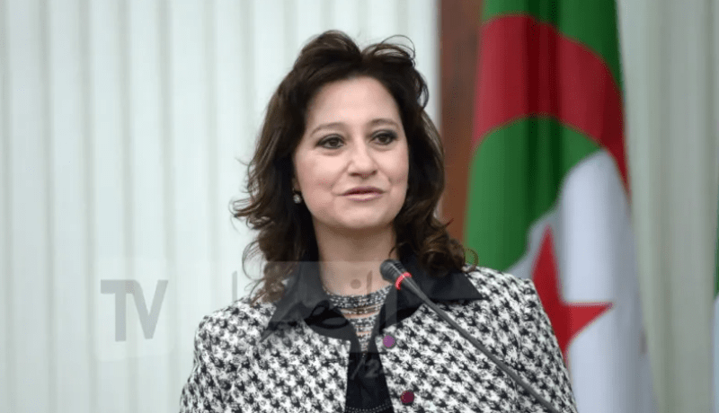 مريم شرفي تحضر محاكمة قاصر بمحكمة سيدي أمحمد