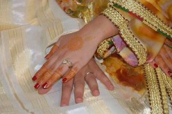 ذات مروءة وأخلاق حميدة تناجي إبن الحلال