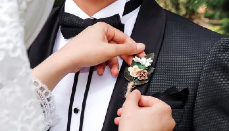 أعزب من الشرق يريد عروسا تهديه الإستقرار