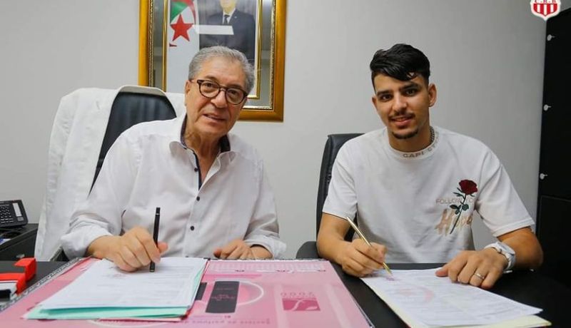 شباب بلوزداد يتعاقد رسميا مع بوصوف