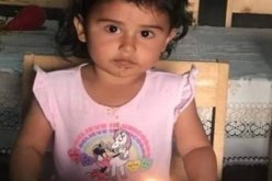 طفلة تستيقظ خلال جنازتها وتموت من جديد.. هذا ما حصل!