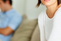 أكبح مشاعري حتى لا أخون زوجي..