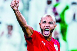 بالفيديو.. براهيمي ينفعل بعد خسارة الغرافة و “يقذف كل شيء” أمامه