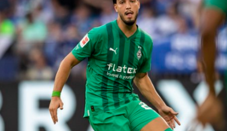 بن سبعيني يقود مونشنغلادباخ لتصدر البطولة الألمانية مؤقتا