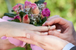 منتهى أملي قلب طيب يحتضنني