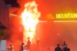 فيديو مُرعب.. ألسنة النيران تلتهم أجساد مرتادي ملهى ليلي ومقتل 13 شخصا