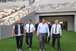 بالصور.. بلعريبي يتفقد تقدم الأشغال بملعب “براقي”