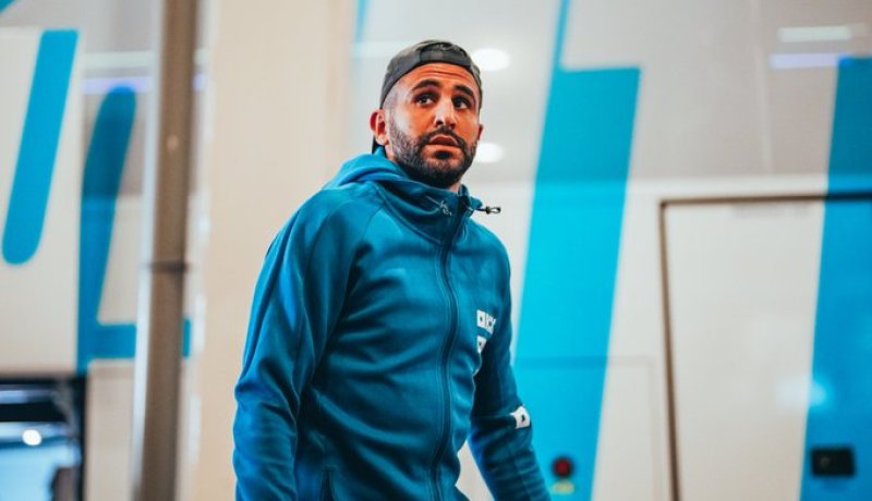 محرز بديلا في مباراة مانشستر سيتي ونيوكاسل