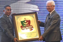 بمناسبة مئوية النادي.. مولودية الجزائر تكرم الرئيس تبون