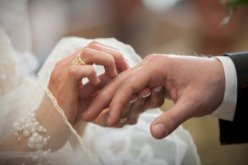 من يكون أمين على عاصمية مطلقة في الستين؟